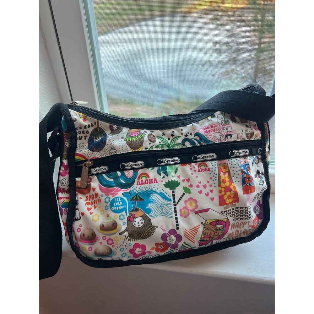 LeSportSac Classic Hobo Crossbody Bag in “Onolicious” Hawaii Retired Print! - Picture 2 of 12